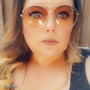 Meet your Posher, Luisa